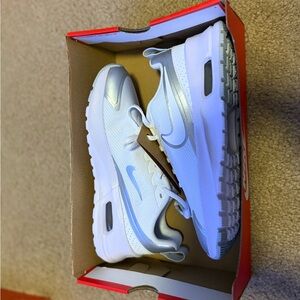 Nike Air Max Nujaxis